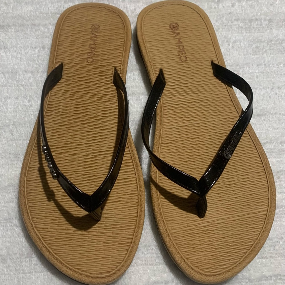 NOT FOR SALE AMPEO flip flops flat sandals